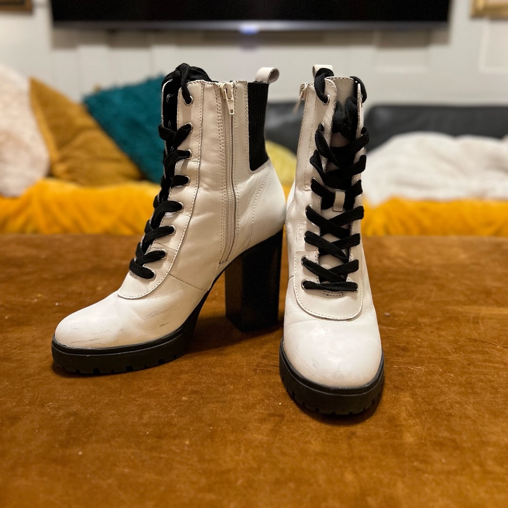 NEW! Steve Madden Latch White Leather Boot